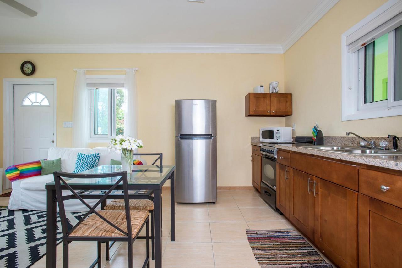 Sir Charles Guest House Palmetto Point Luaran gambar